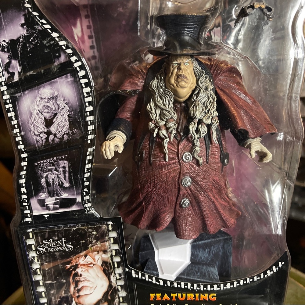 Silent Screamers Series 1 DR. CALIGARI The HYPNOTIST 2000 ART ASYLUM Aztecs Toys